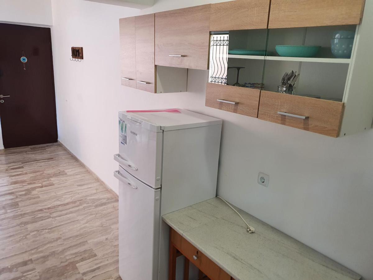 קלמאטה Julia'S Apartment מראה חיצוני תמונה