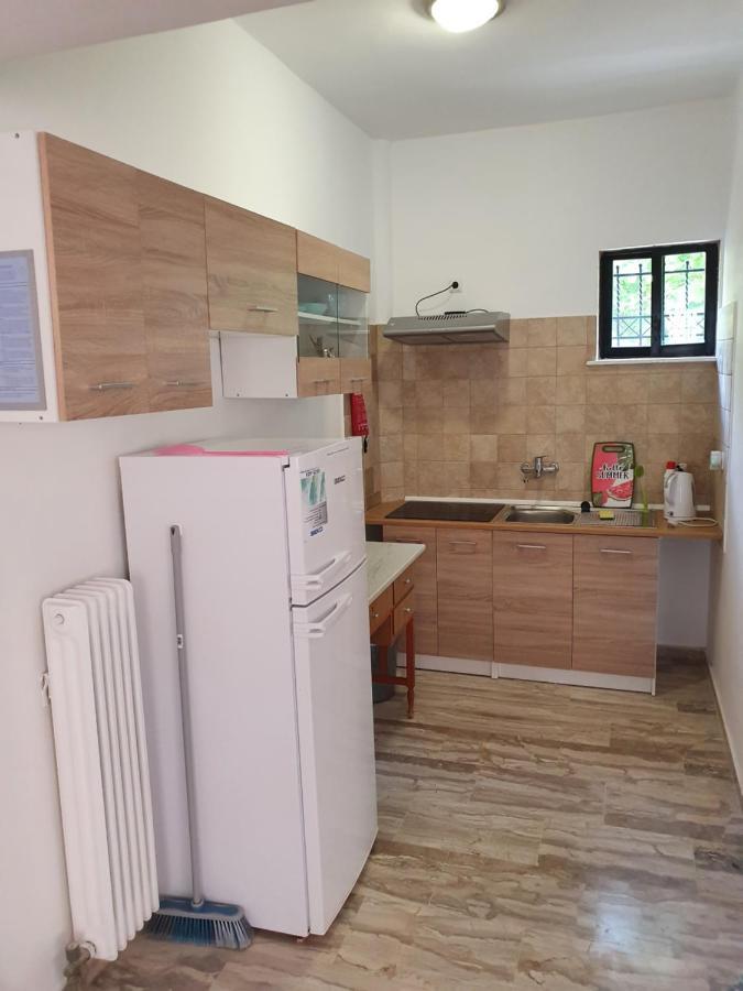 קלמאטה Julia'S Apartment מראה חיצוני תמונה