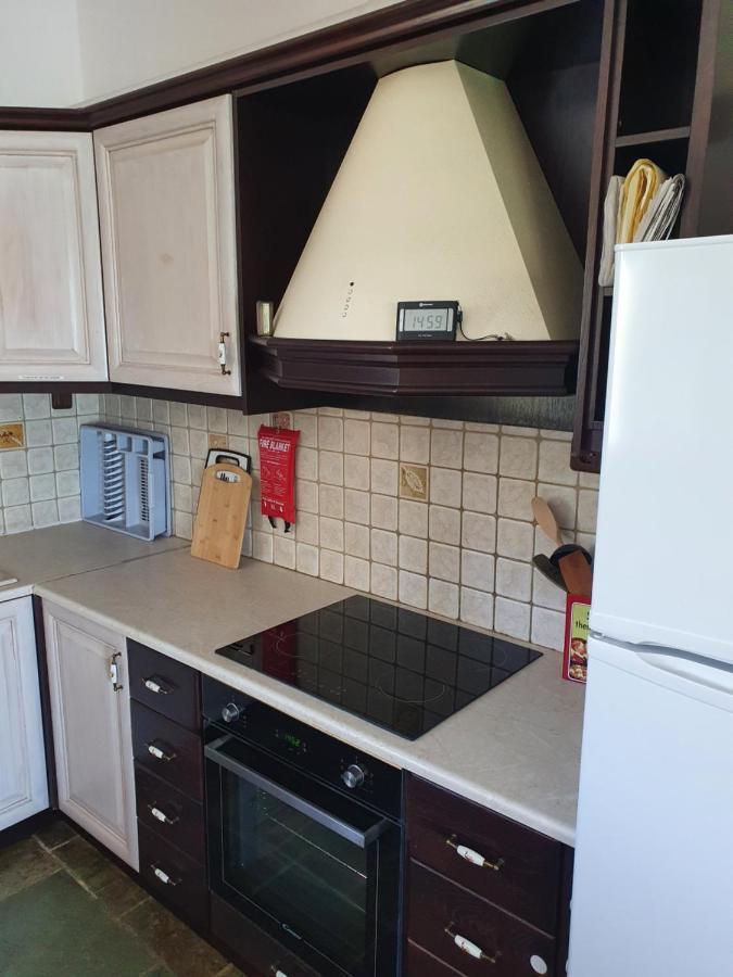 קלמאטה Julia'S Apartment מראה חיצוני תמונה